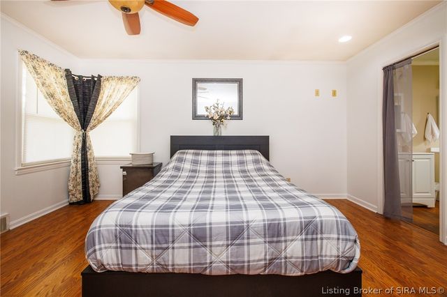 305 Keswick Drive, Clarksville, IN 47129