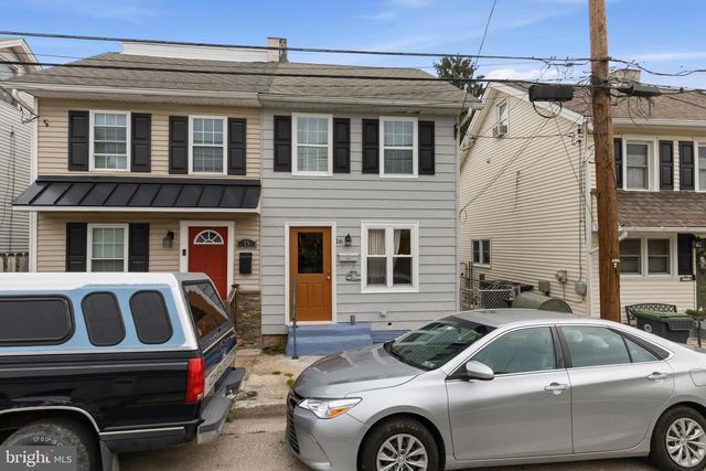 16 MORGAN ST, Phoenixville, PA 19460