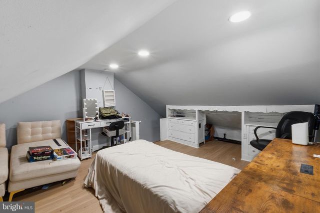 16 MORGAN ST, Phoenixville, PA 19460