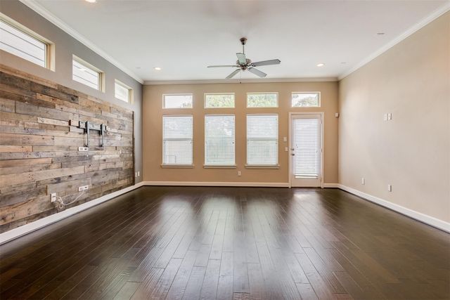 5807 Larkin Street, Houston, TX 77007