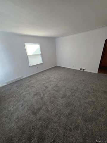 7653 Warwick Street, Detroit, MI 48228