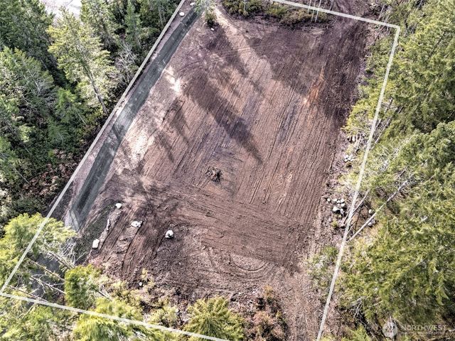 621 E Strong Road, Shelton, WA 98584