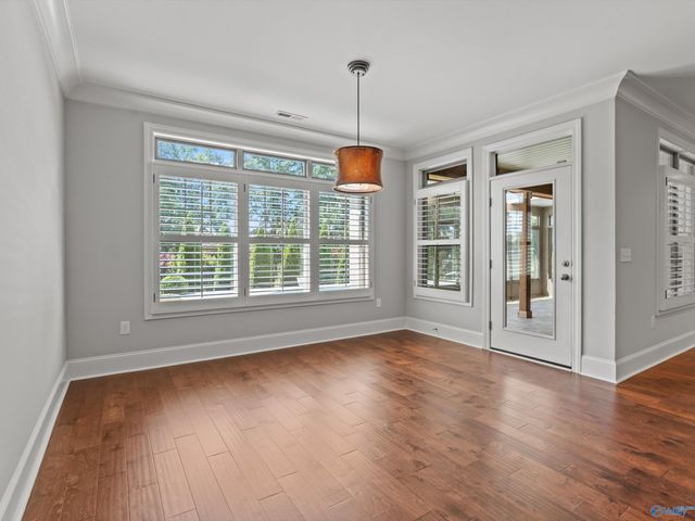 7552 Parktrace Lane SE, Owens Cross Roads, AL 35763