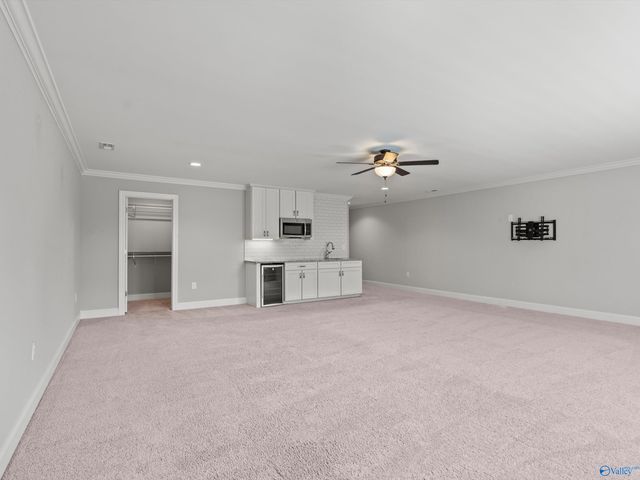 7552 Parktrace Lane SE, Owens Cross Roads, AL 35763