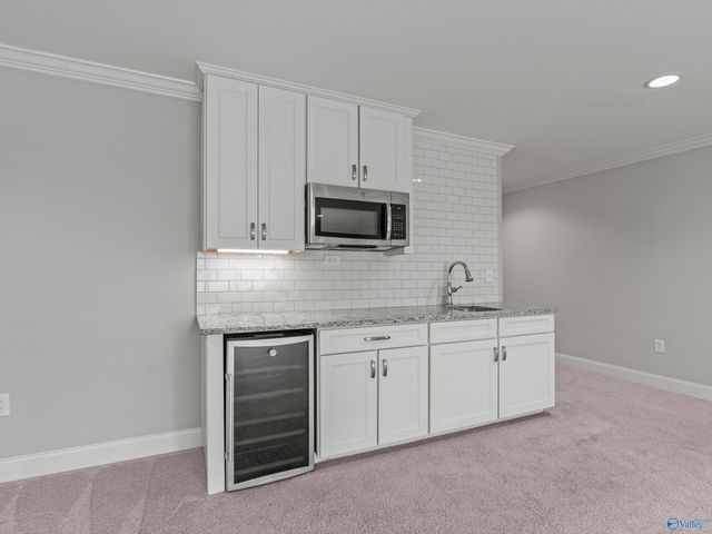 7552 Parktrace Lane SE, Owens Cross Roads, AL 35763