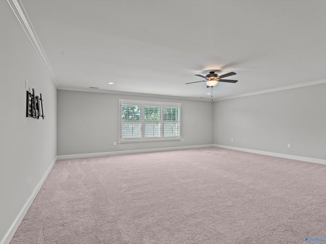 7552 Parktrace Lane SE, Owens Cross Roads, AL 35763