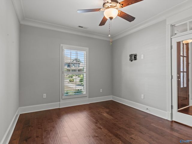 7552 Parktrace Lane SE, Owens Cross Roads, AL 35763