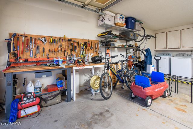 25821 S NEW TOWN Drive, Sun Lakes, AZ 85248