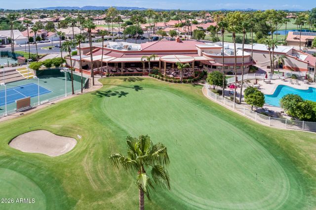 25821 S NEW TOWN Drive, Sun Lakes, AZ 85248