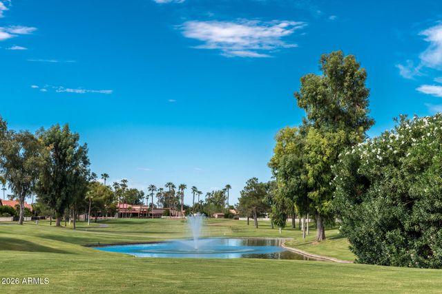 25821 S NEW TOWN Drive, Sun Lakes, AZ 85248