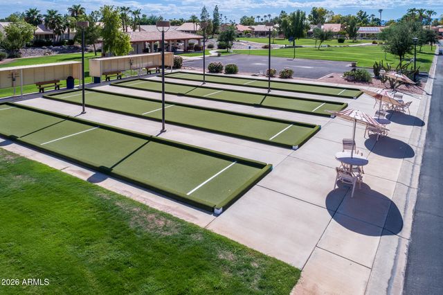 25821 S NEW TOWN Drive, Sun Lakes, AZ 85248