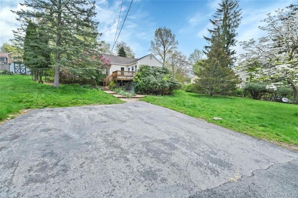 32 Highland Drive, Highland Mills, NY 10930