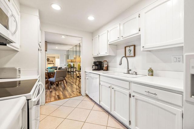 35058 Mission Hills Drive, Rancho Mirage, CA 92270
