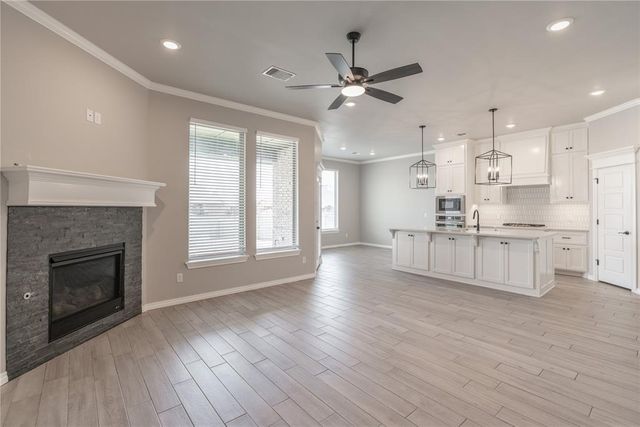 19108 Grove Parkway, Edmond, OK 73012