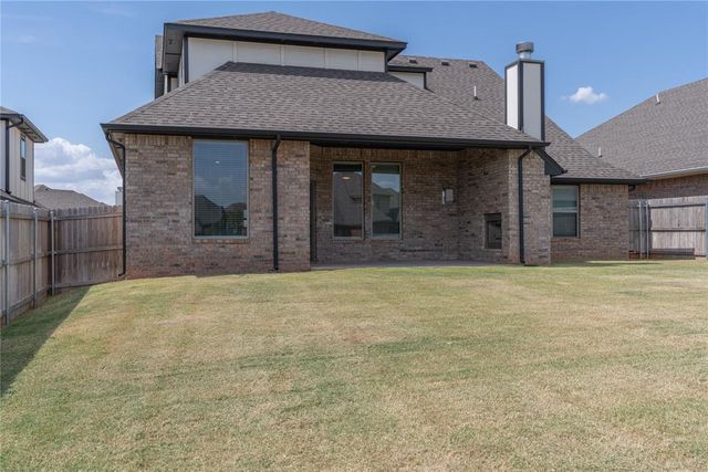 19108 Grove Parkway, Edmond, OK 73012