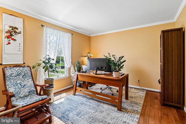 4 MONROE DR, Princeton Junction, NJ 08550