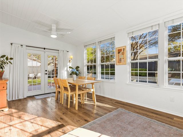 1902 Metairie CIR, Austin, TX 78727