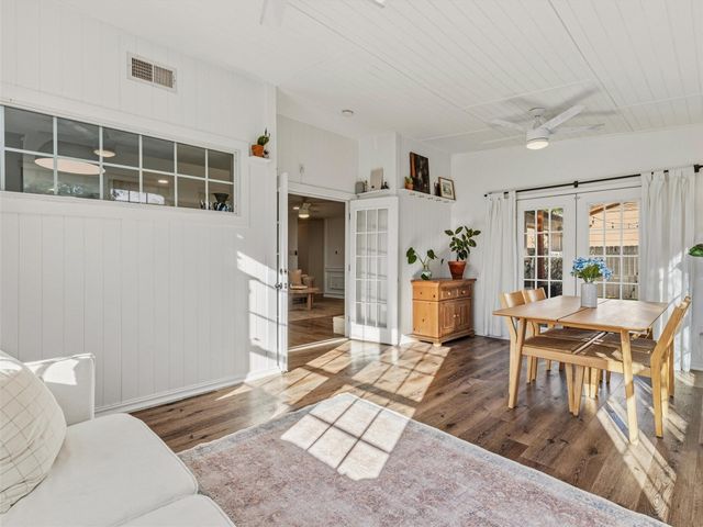 1902 Metairie CIR, Austin, TX 78727