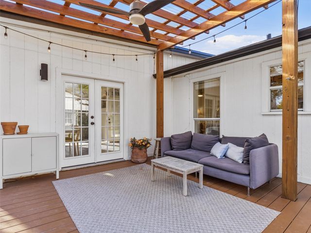 1902 Metairie CIR, Austin, TX 78727