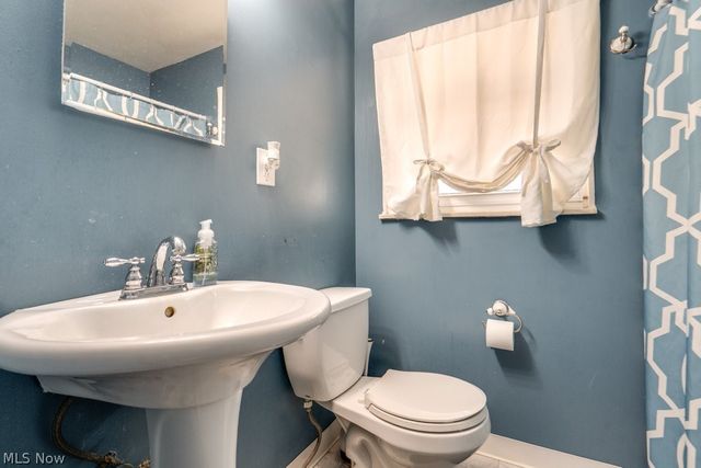 6710 Ackley Road, Parma, OH 44129