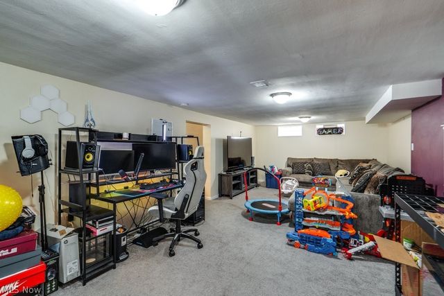 6710 Ackley Road, Parma, OH 44129