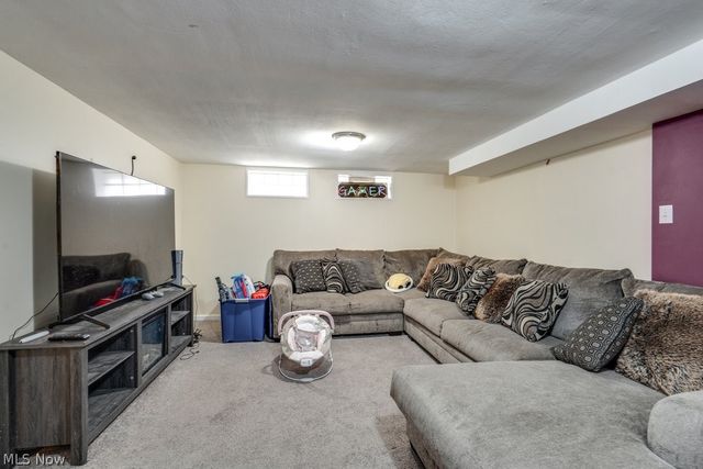 6710 Ackley Road, Parma, OH 44129