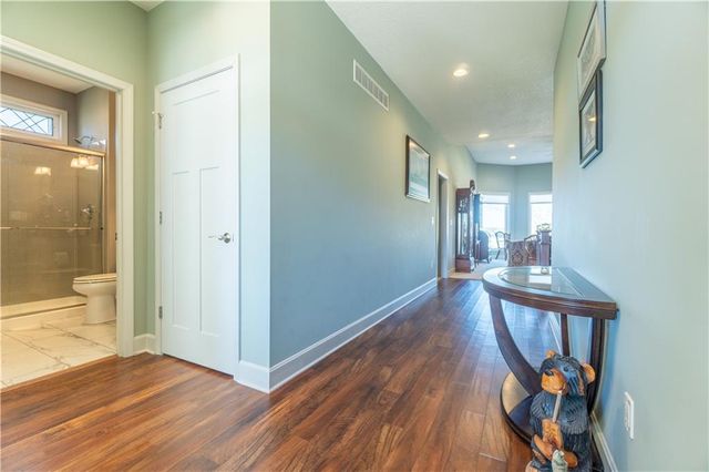 148 Lake Viking Terrace, Gallatin, MO 64640