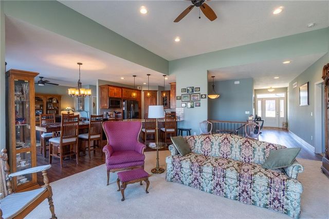 148 Lake Viking Terrace, Gallatin, MO 64640