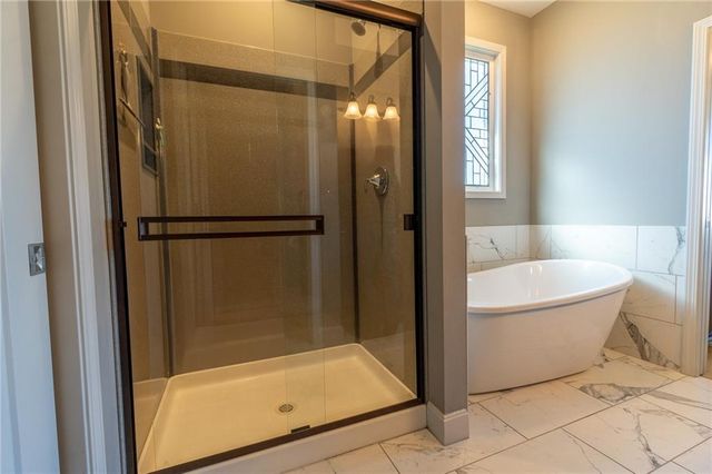 148 Lake Viking Terrace, Gallatin, MO 64640