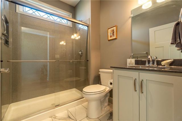 148 Lake Viking Terrace, Gallatin, MO 64640