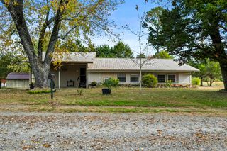 4 Persimmon Ln, Tumbling Shoals, AR 72581
