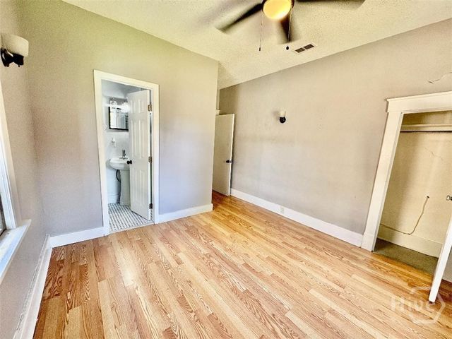 921 W 46 Street, Savannah, GA 31415