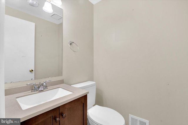 5415 QUEST CT, Woodbridge, VA 22193