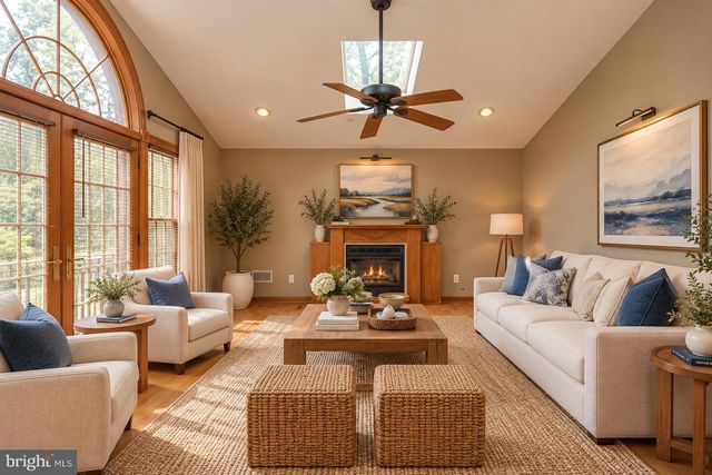 978 CORONET RD, Warminster, PA 18974