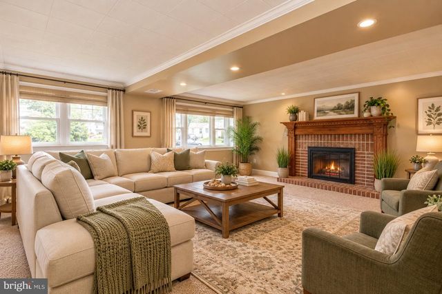 978 CORONET RD, Warminster, PA 18974