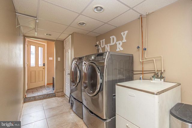 978 CORONET RD, Warminster, PA 18974