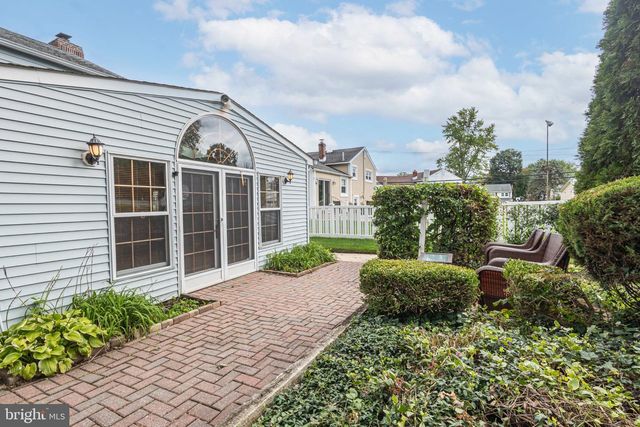 978 CORONET RD, Warminster, PA 18974