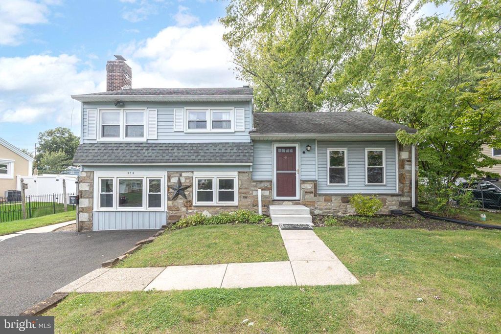 978 CORONET RD, Warminster, PA 18974