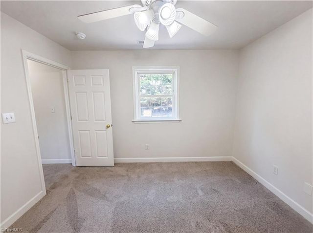 6120 Tennyson Drive, Kernersville, NC 27284