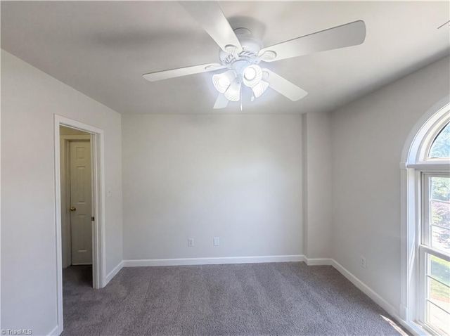 6120 Tennyson Drive, Kernersville, NC 27284
