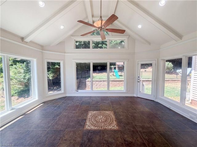 6120 Tennyson Drive, Kernersville, NC 27284