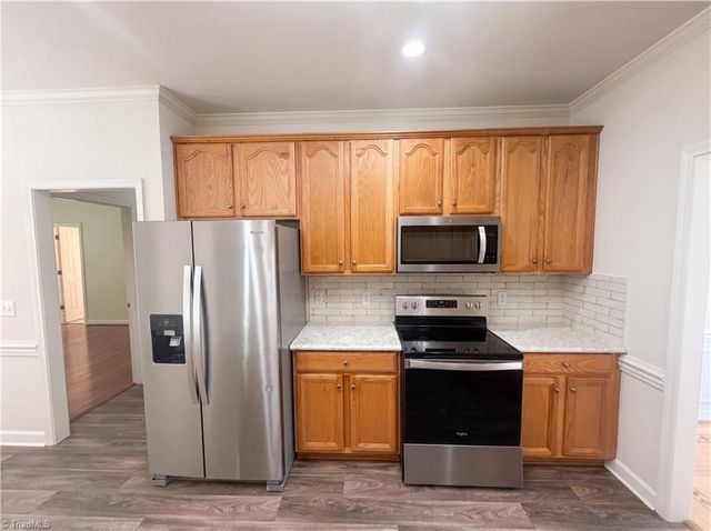 6120 Tennyson Drive, Kernersville, NC 27284