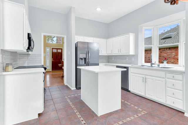 3035 Silver Springs Lane, Richardson, TX 75082