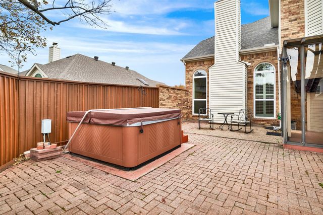 3035 Silver Springs Lane, Richardson, TX 75082