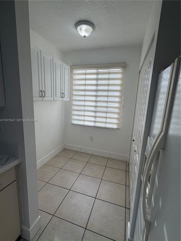 8336 NW 10th St 8H, Miami, FL 33126