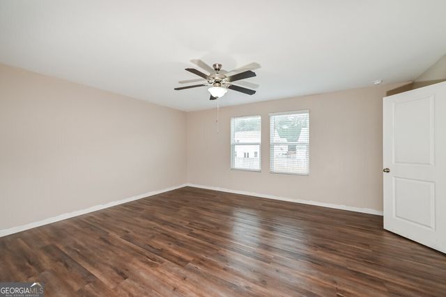 3775 Newbury Place Drive, Loganville, GA 30052