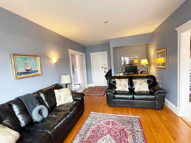 74 Fenway 54, Boston, MA 02115