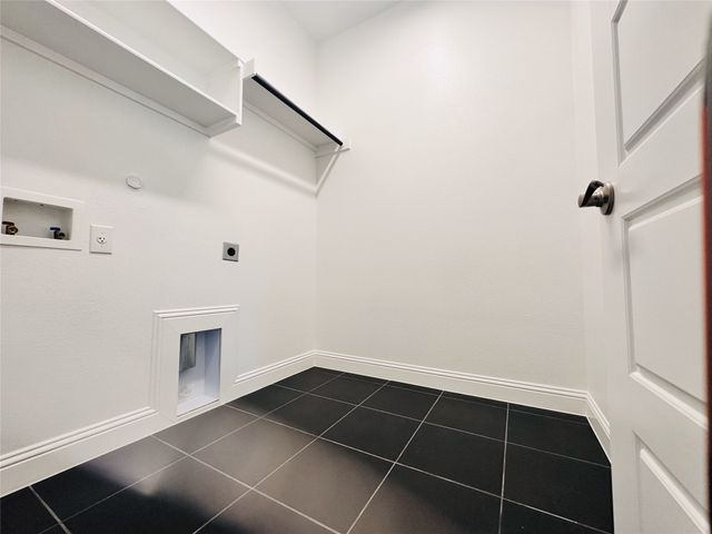 2402 Hollow Way, Garland, TX 75041