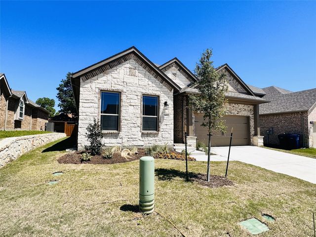2402 Hollow Way, Garland, TX 75041