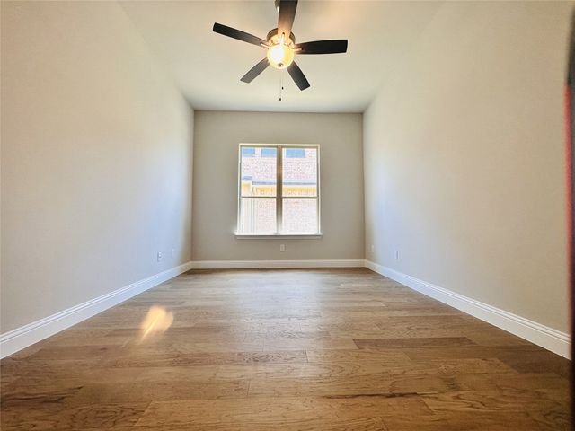 2402 Hollow Way, Garland, TX 75041